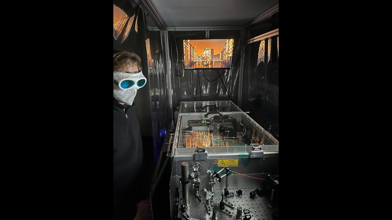 Ultrafast thin-disk laser mode locking