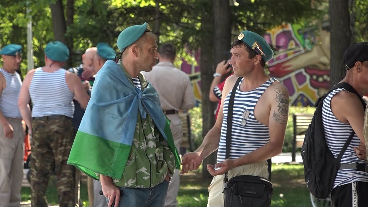 Новосибирские десантники отмечают День ВДВ без праздничных концертов и фонтанов // Новости 02.08.23