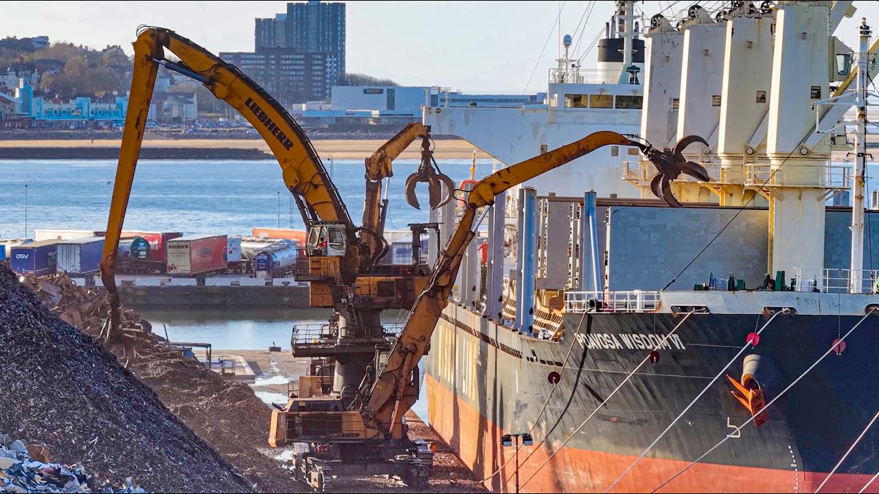 Incredible Dockside Loading Process | Steel Frag to Bulk Carrier POAVOSA WISDOM VI – Liverpool Docks