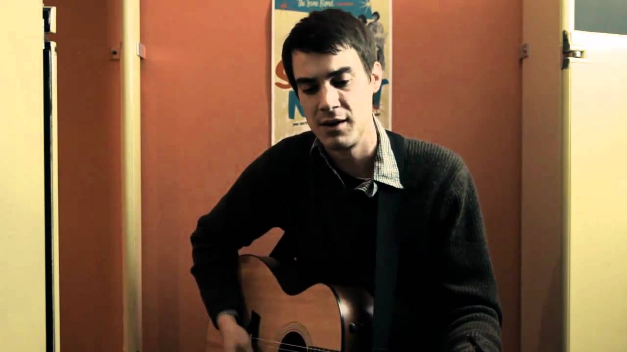 Tomas Baldasaro - Bathroom Session -  Go North