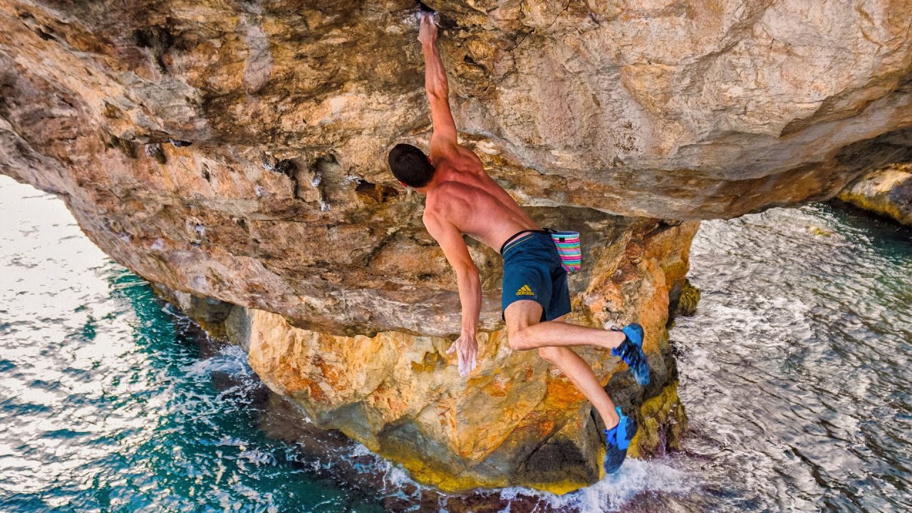 ES PONTAS 9? Second Ascent by Jernej Kruder (2016) Psicobloc Mallorca