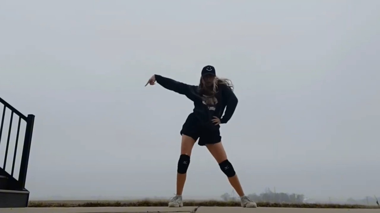 X-GENE x HOWLING - XG | Dance Cover