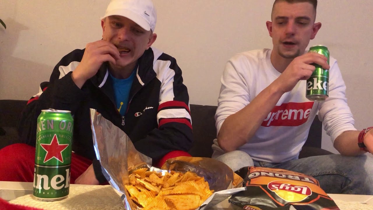 Lays STRONG Chilli & Lime  and Hot Chicken Wings HAINEKEN Challenge