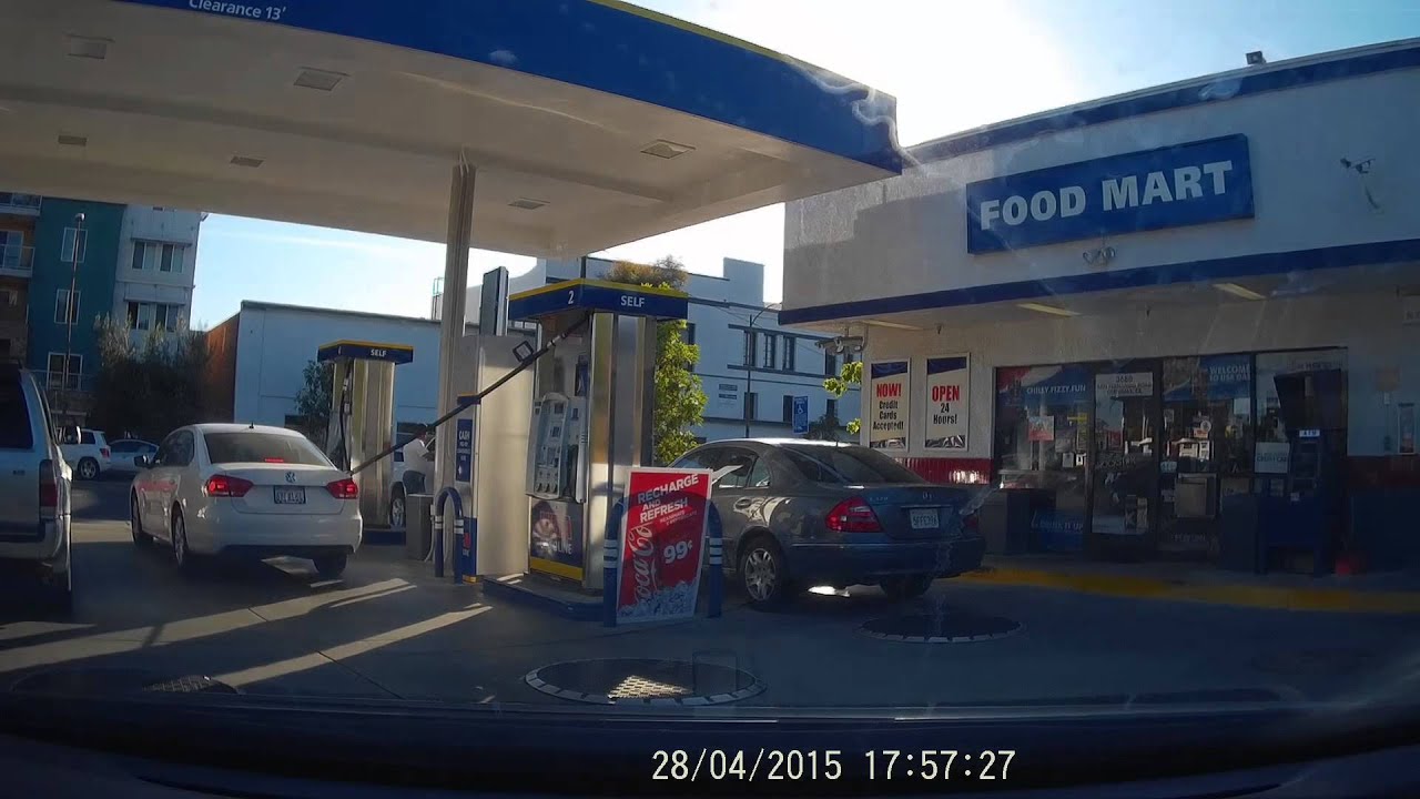 Lady Forgets to Remove the Hose at the Gas Pump
