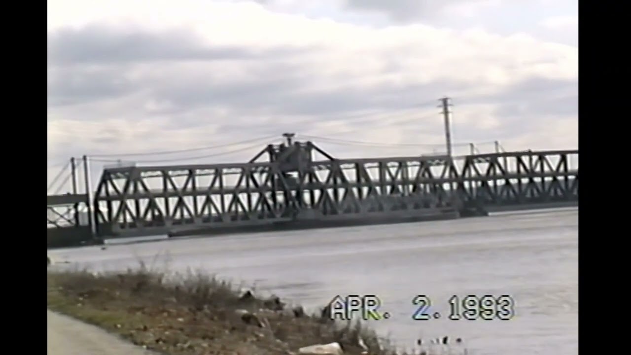 Santa Fe, Conrail, Burlington Northern and Amtrak FT. Madison, Iowa April 2, 1993