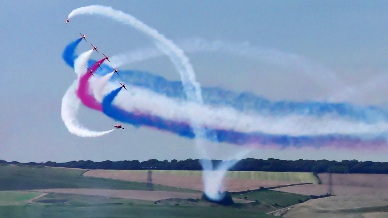 The fantastic Red Arrows from Verne Hill, Portland; over Weymouth 2017. See the newer version