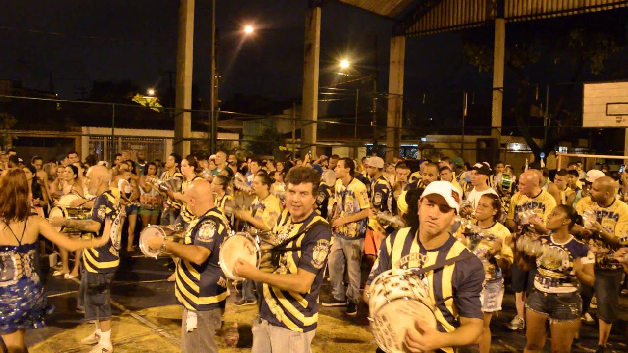 GRCES Brasil no ensaio da Padre Paulo
