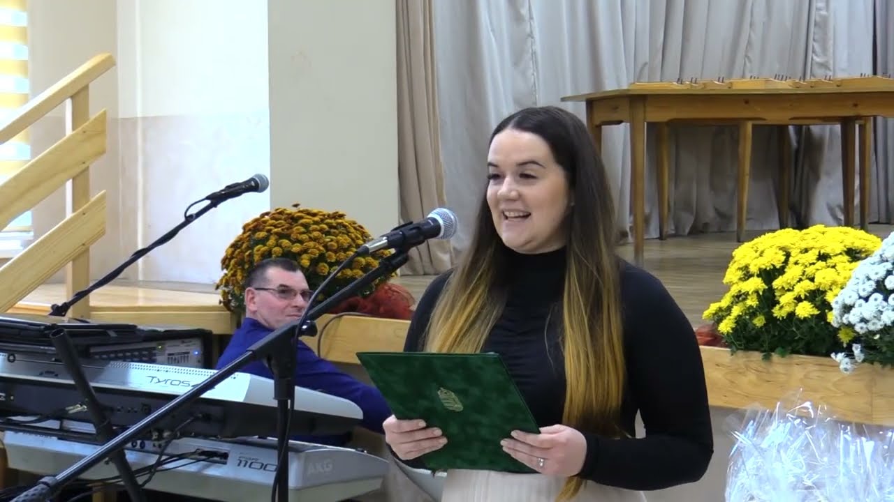 Dallal a barátságért 2025
