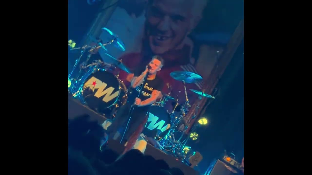 Robbie Williams. Glasgow. Barrowlands. 4/2