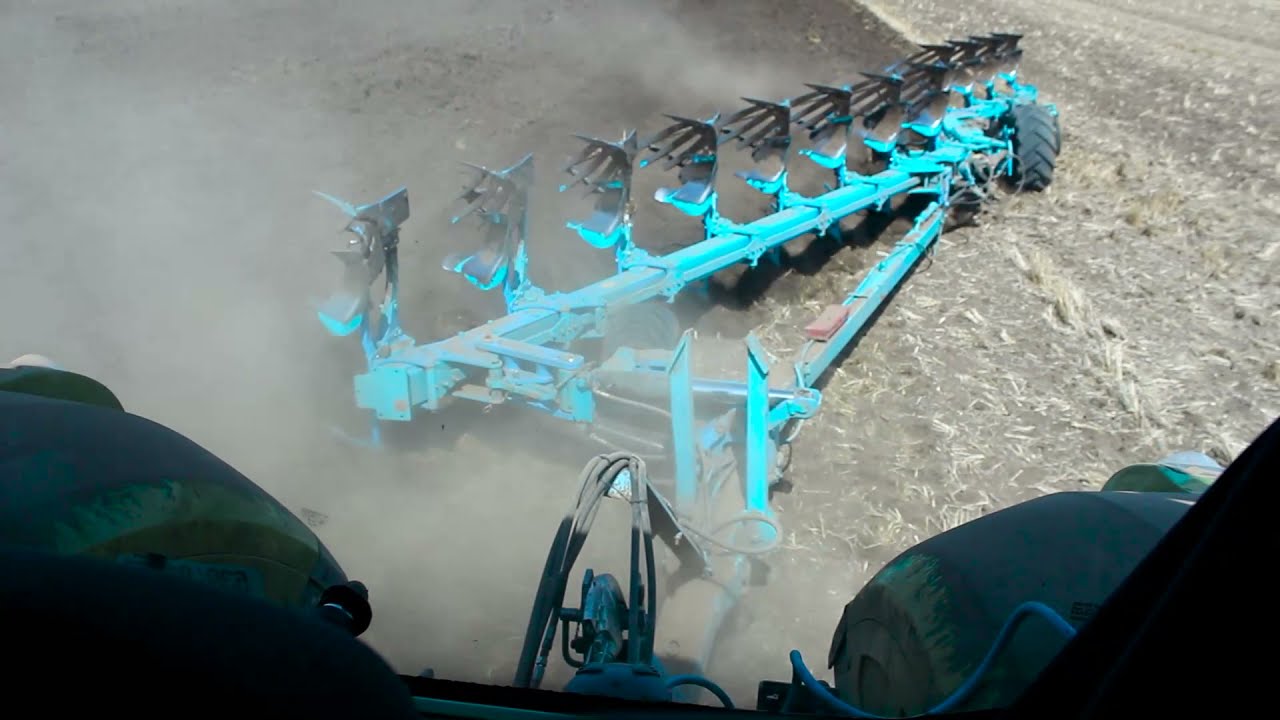 Мощь 12- корпусного плуга Lemken Titan 10 !