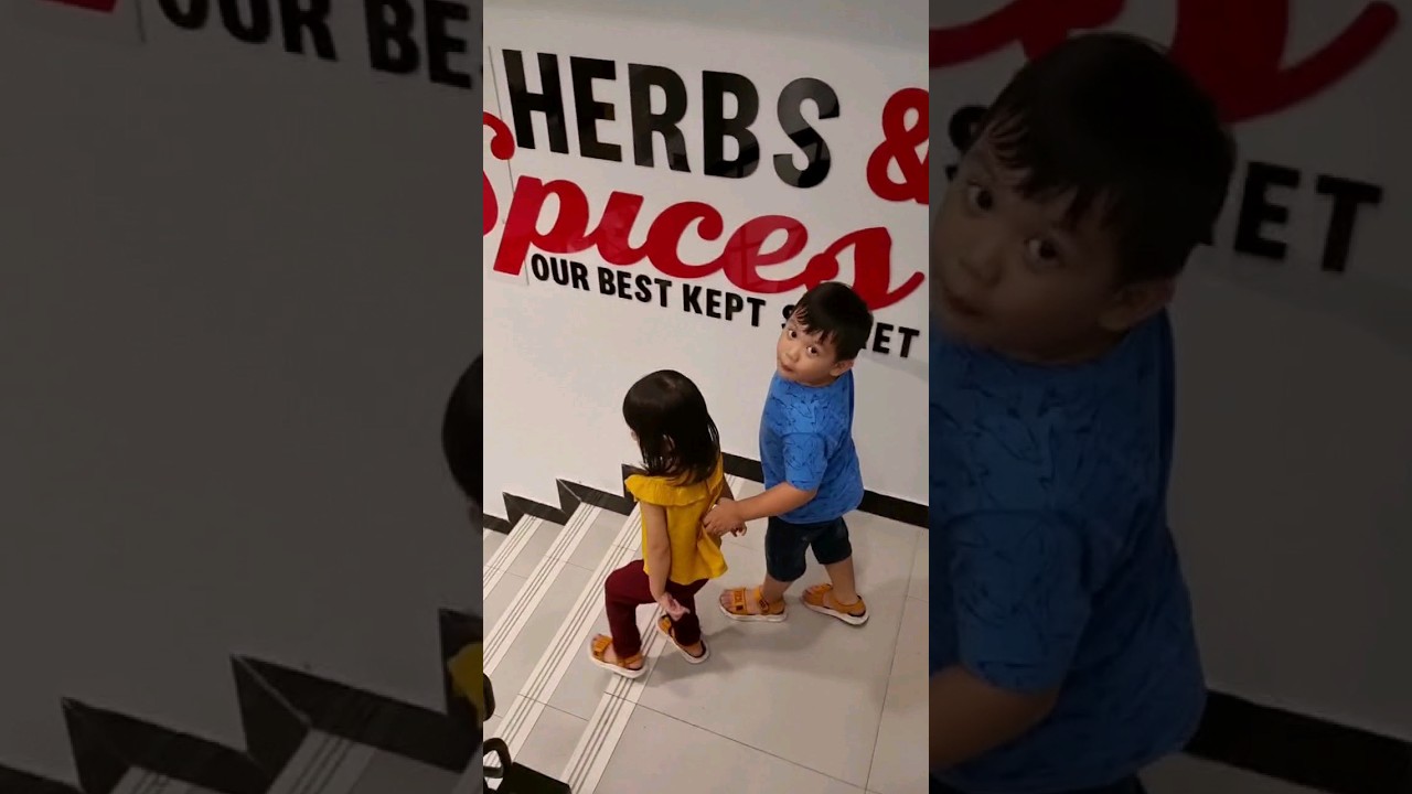 Liam and Alice playing time at the KFC Denpasar #liam&alice #playground #kidschannelnetwork