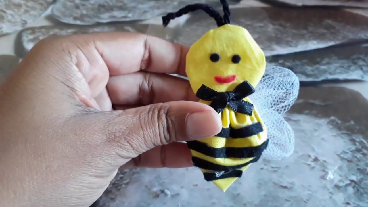 Reaproveitando retalho com Abelhinha em fuxico