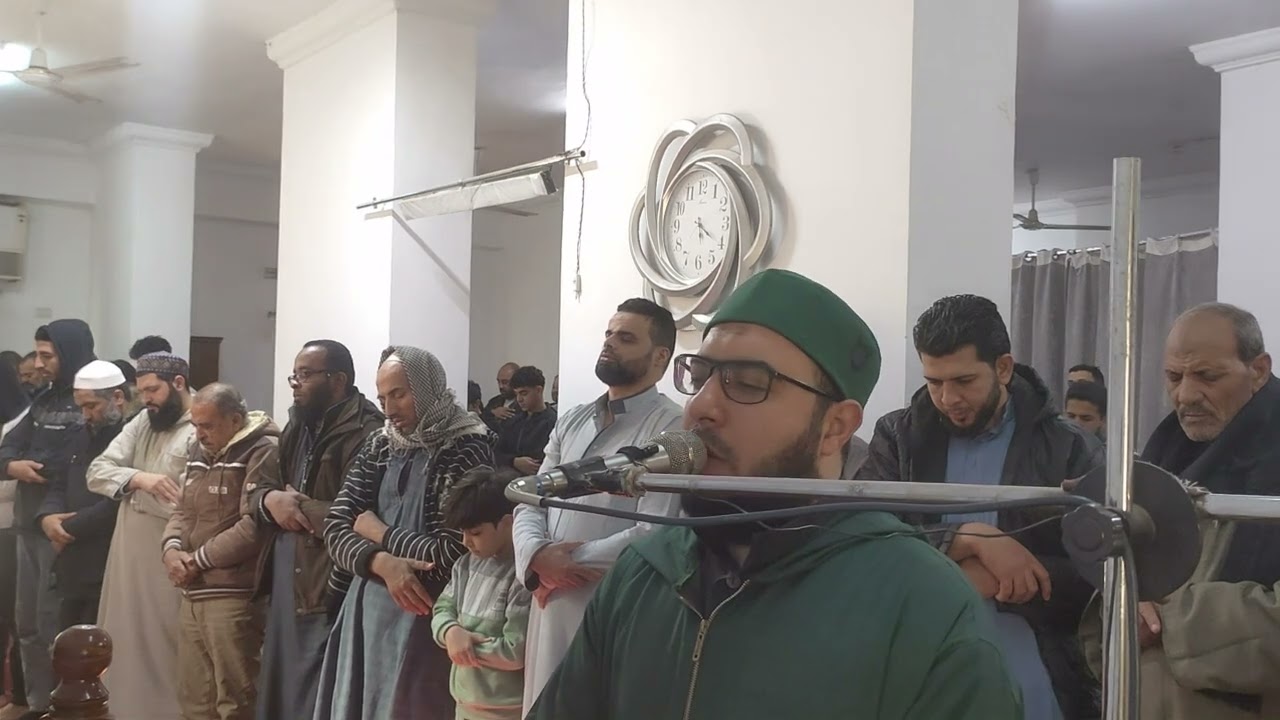 ما تيسر من سورة الفرقان.