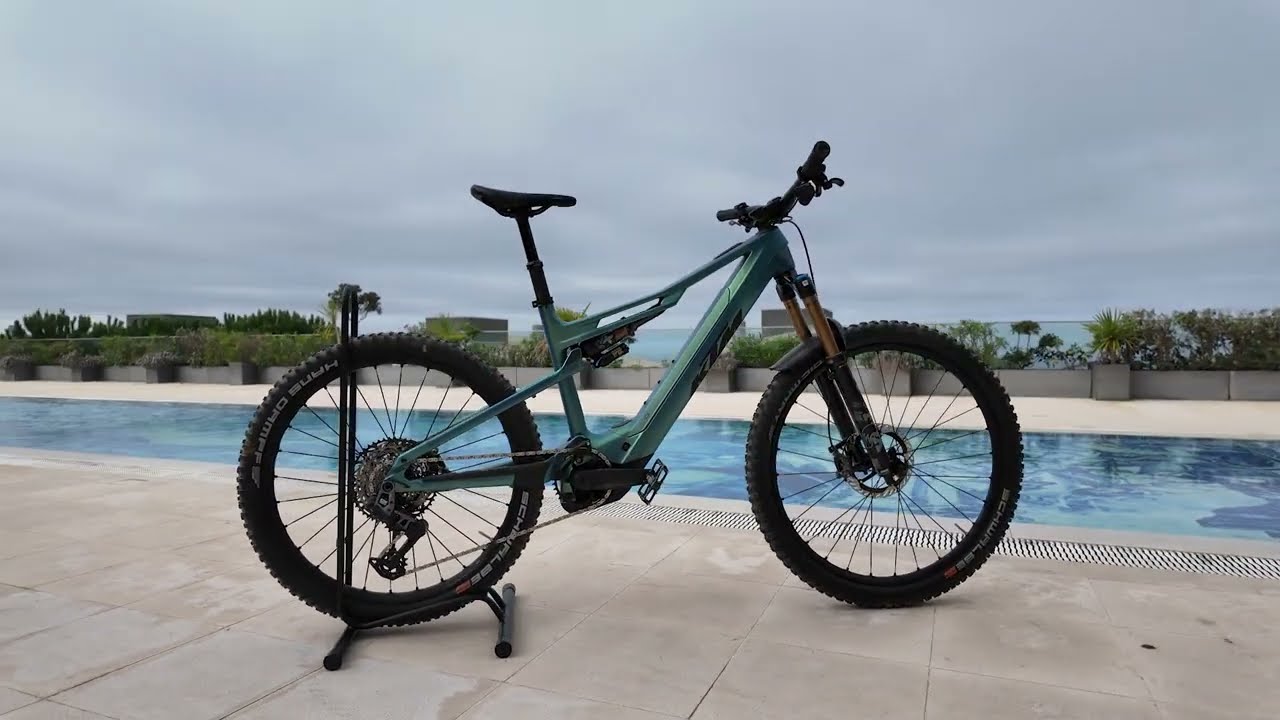 KTM - Macina Kapoho Prestige - 2025 (Nova Coleção)