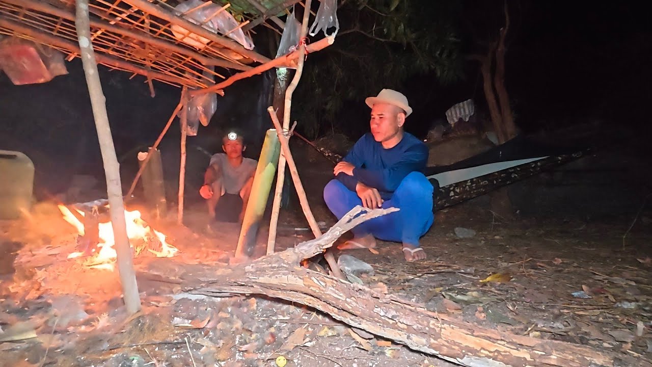 ອາຫານເເລງລາບຂອງປ່າ//อาหารแลงลาบของป่า Dong Una