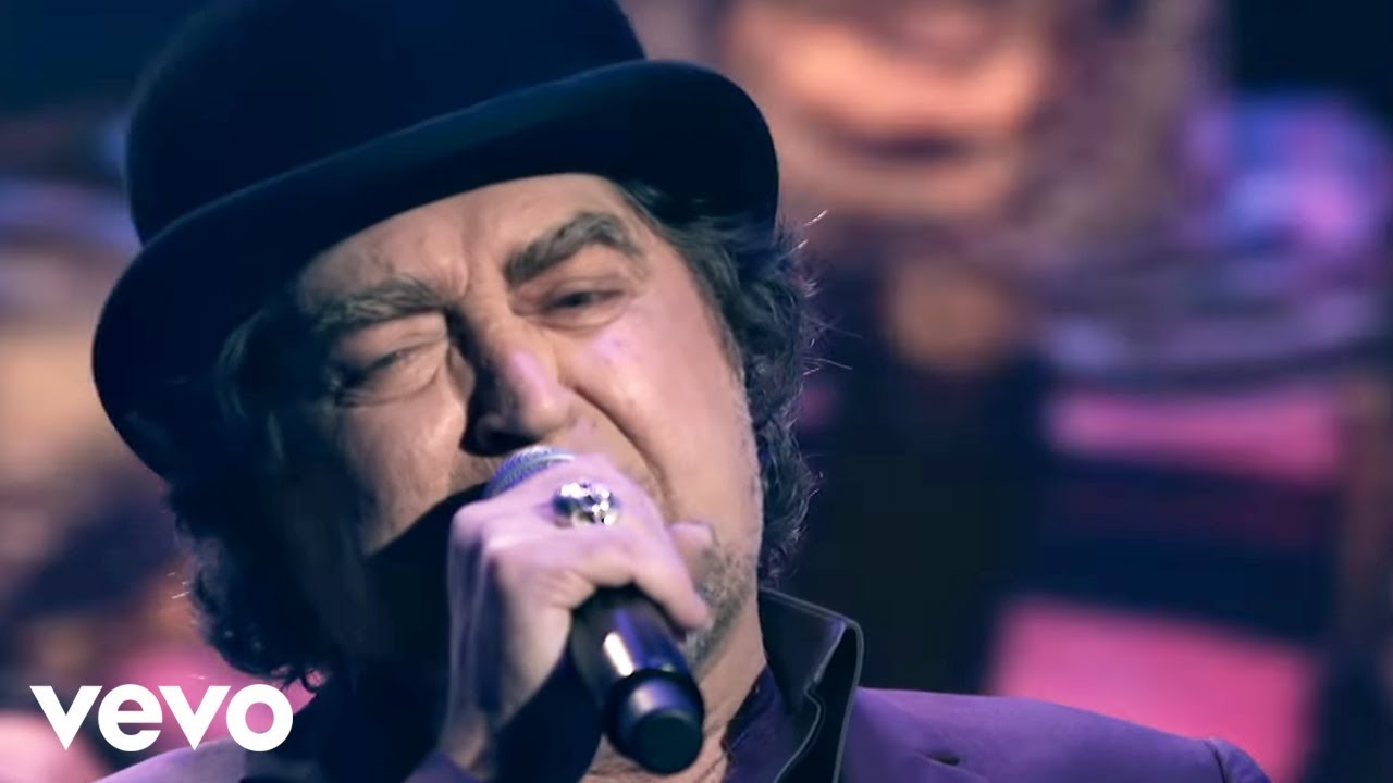 Joaquin Sabina - L&aacute;grimas de M&aacute;rmol (Lyric Video)