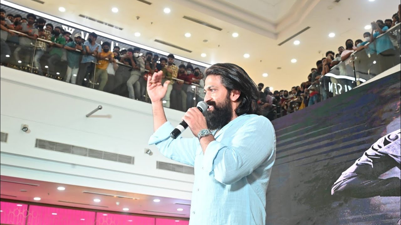 KGF Chapter 2 promotion | Yash Fans craze in Kerala | Prashanth Neel | Hombale Films #kgfchapter2