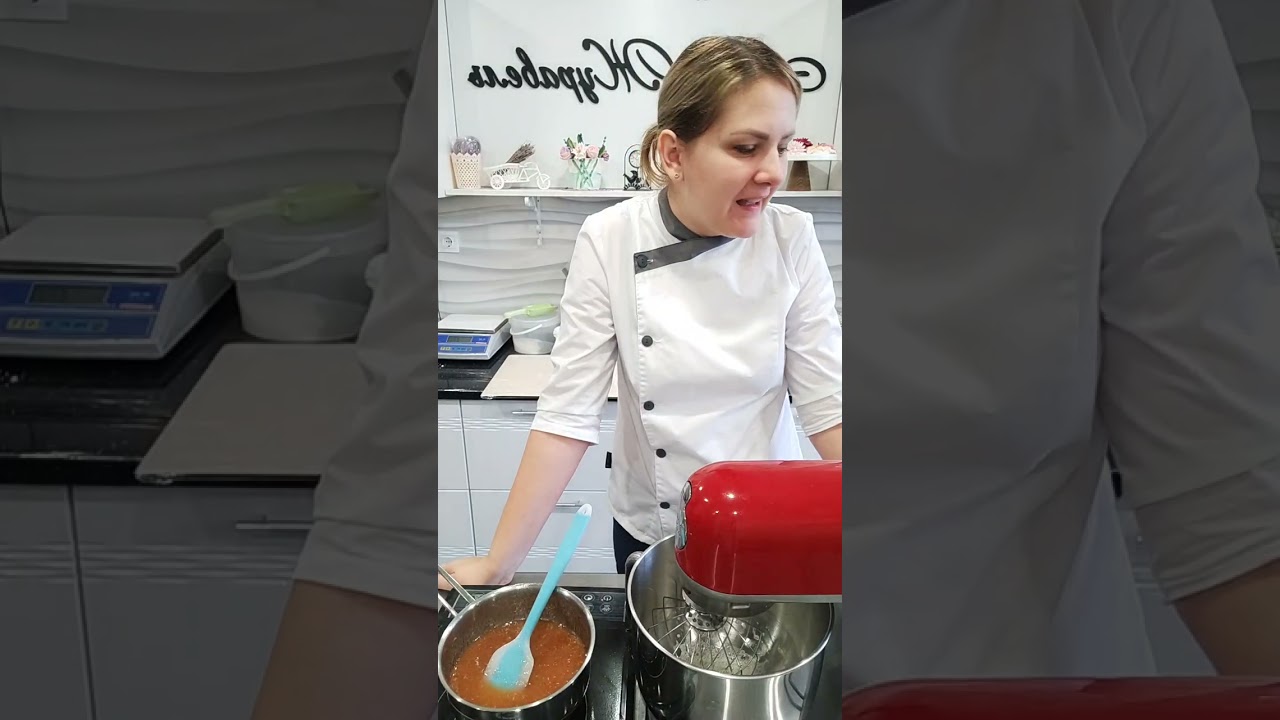 Зефирная новогодняя композиция. Ванильный зефир
