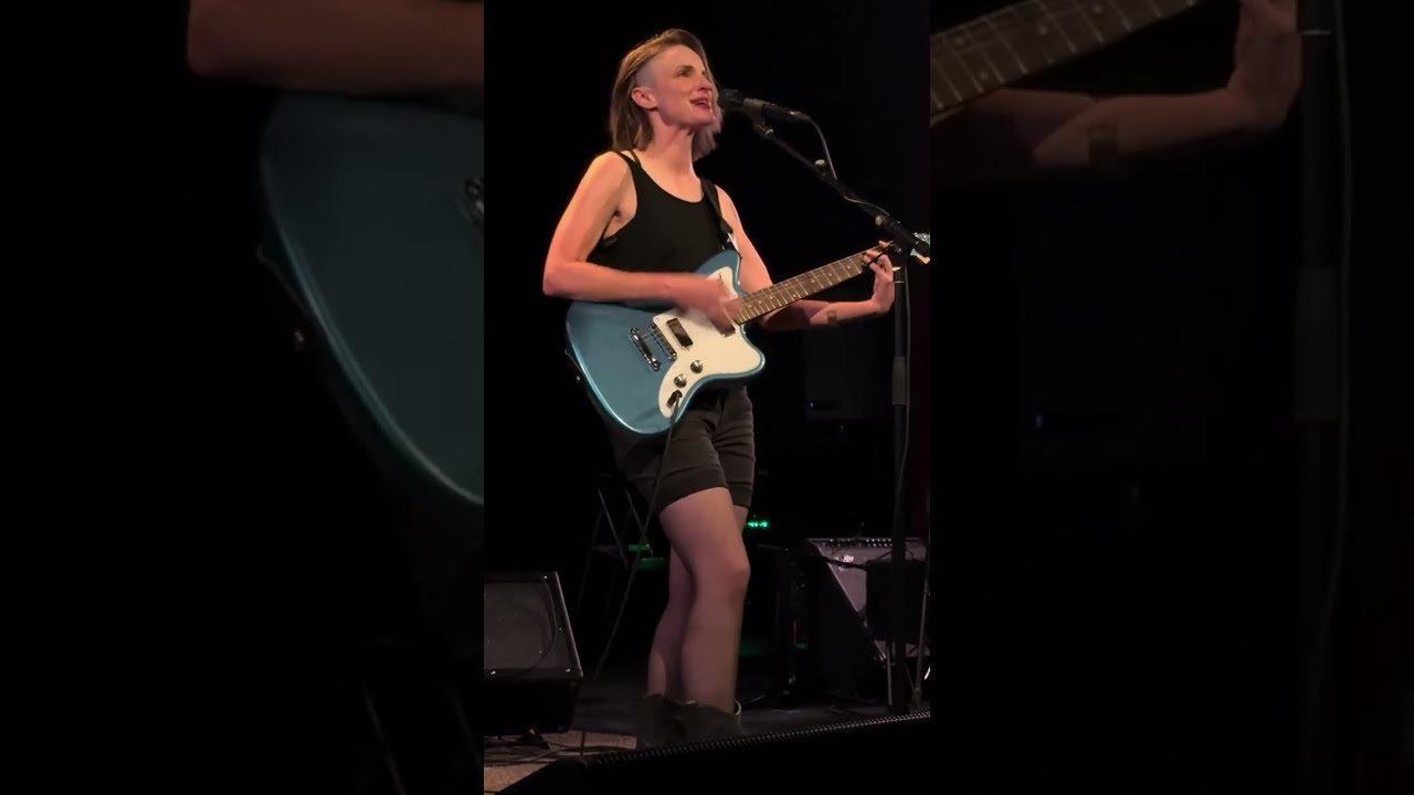 Debra Fotheringham - Problem Child [LIVE]