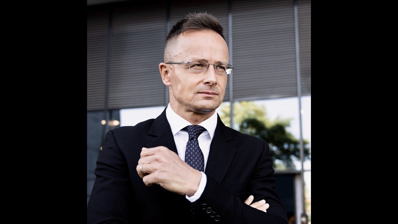 Kaposv&aacute;r: Orsz&aacute;gj&aacute;r&aacute;s - Sajt&oacute;t&aacute;j&eacute;koztat&oacute; Gelencs&eacute;r Attil&aacute;val