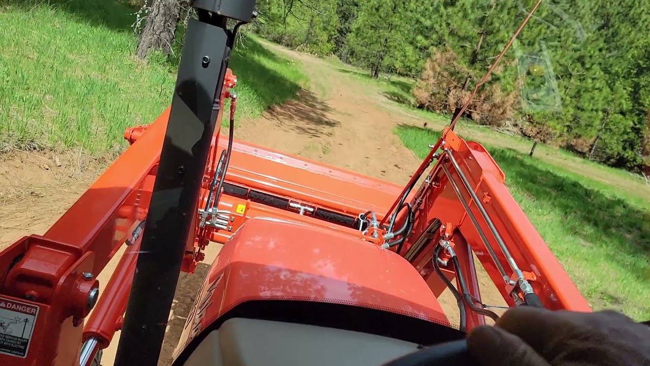 Delivery of Pat Hamer's new Kubota M7060 12 speed loader grader and the  First Scratches.