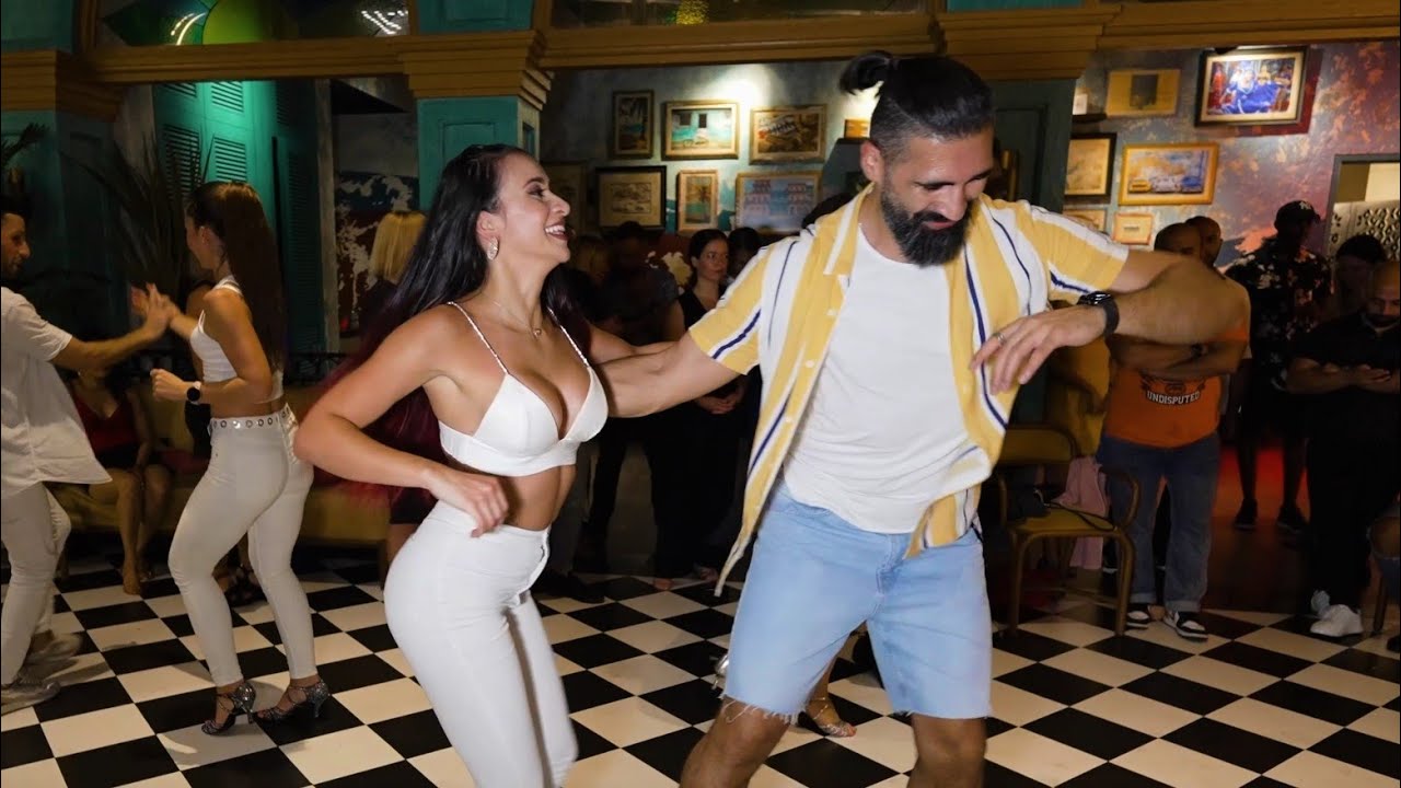 Dez & Diana - Salsa social dancing | Salsa Night Dubai 2/07/2022