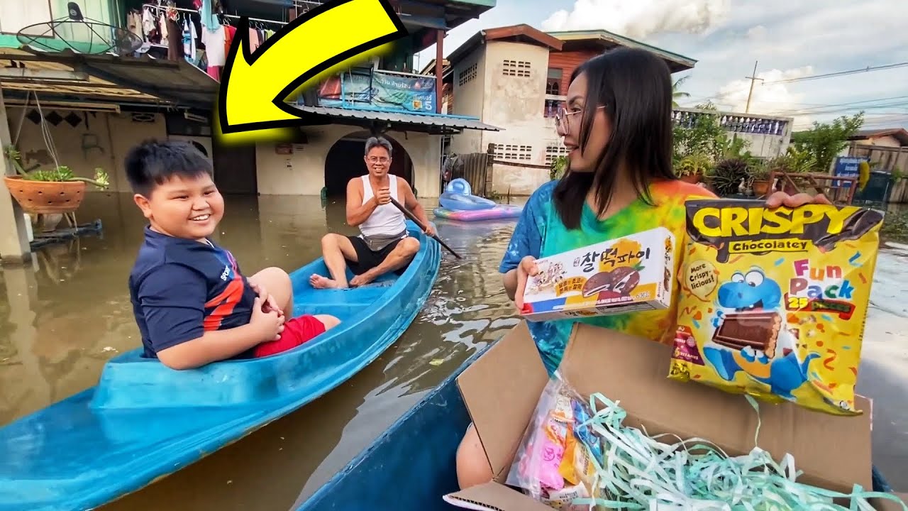บริ้งค์ไบรท์ | น้ำท่วมบ้าน EP.9 เก็บขยะที่ลอยน้ำมา เจอกล่องสุ่มขนมปริศนา