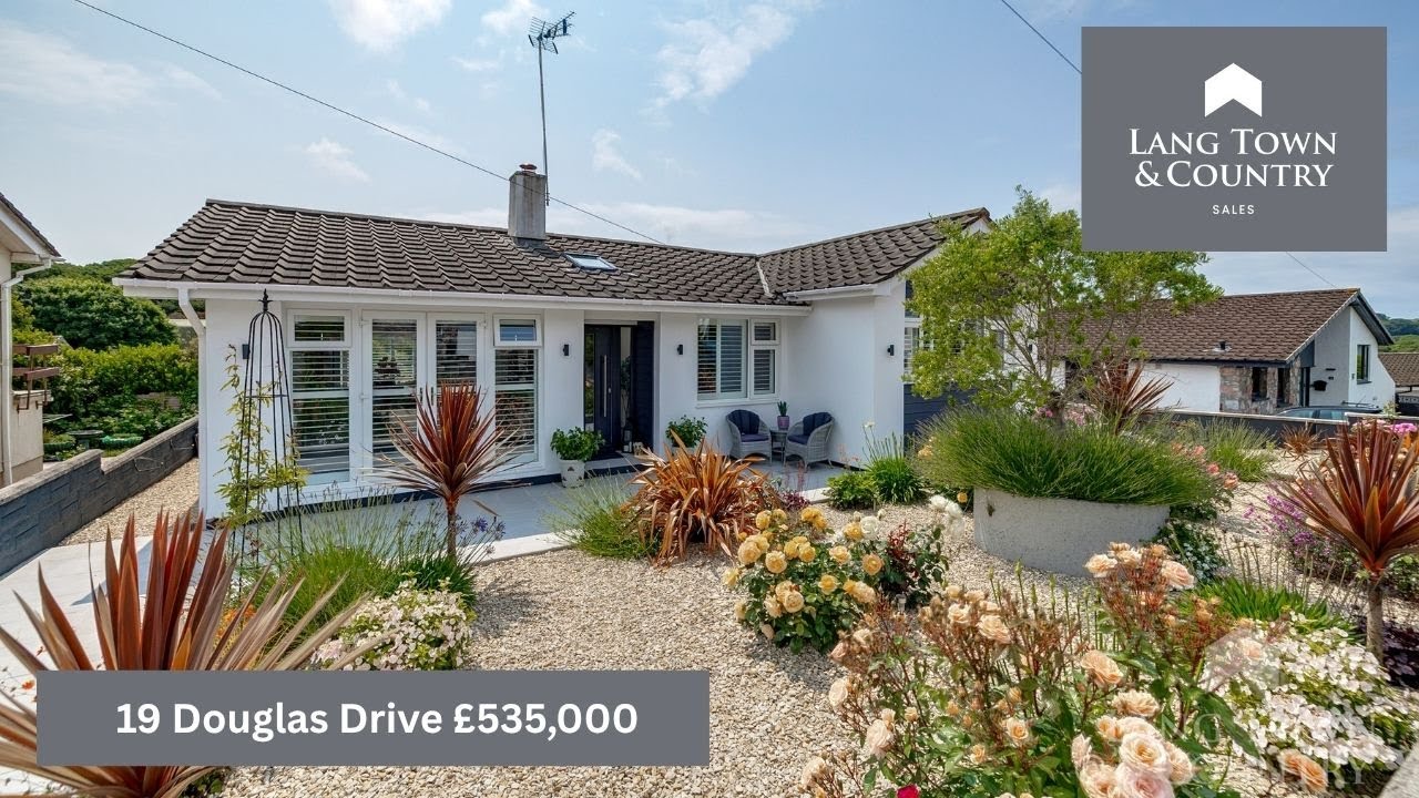 19 Douglas Drive-Detached Bungalow For Sale-Plymstock-Plymouth-Property Tour-Lang Town & Country