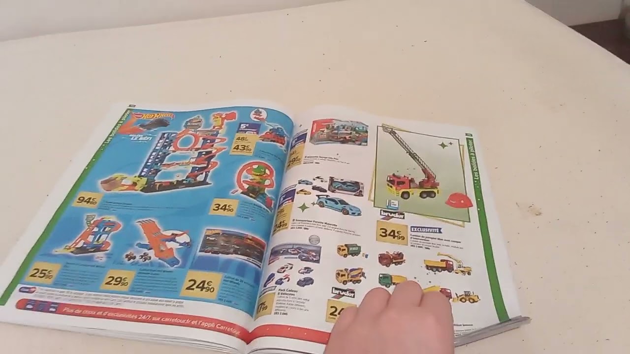 Le catalogue Carrefour Pour Noël 