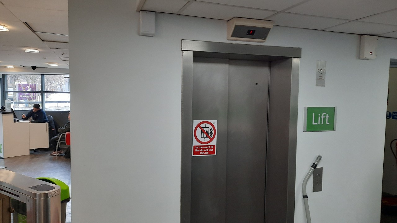 lift @ Archway Leisure Centre