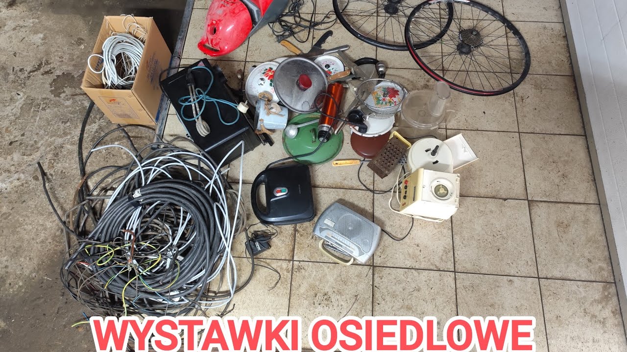 Co ludzie wyrzucają wystawki osiedlowe 