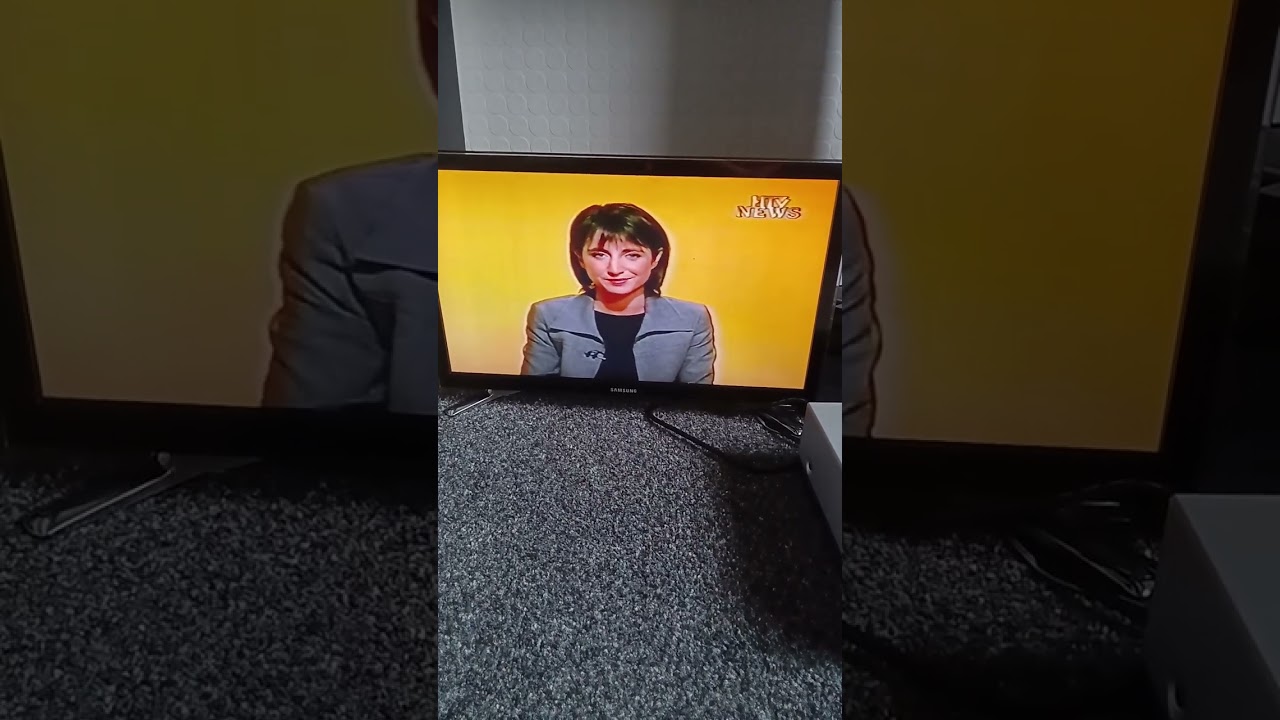 htv wales continuity htv wales news with lucy cohen/owen weather with emma hignett from 8/1/00