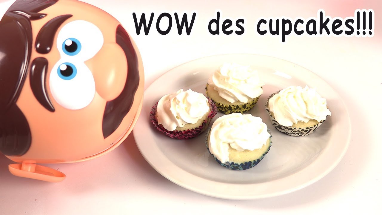 Play Doh Dentiste Oscar Mange des Cupcakes