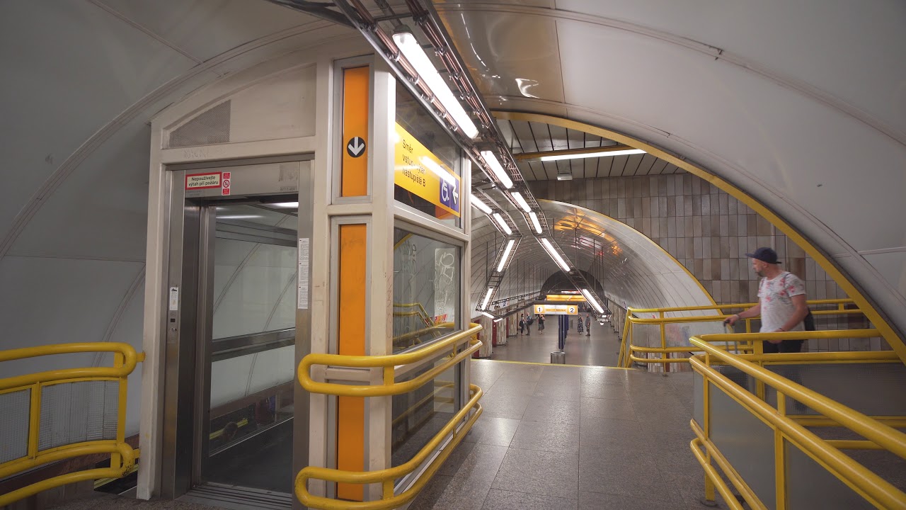 Czech Republic, Prague, metro ride from Křižíkova to Florenc, 2X elevator