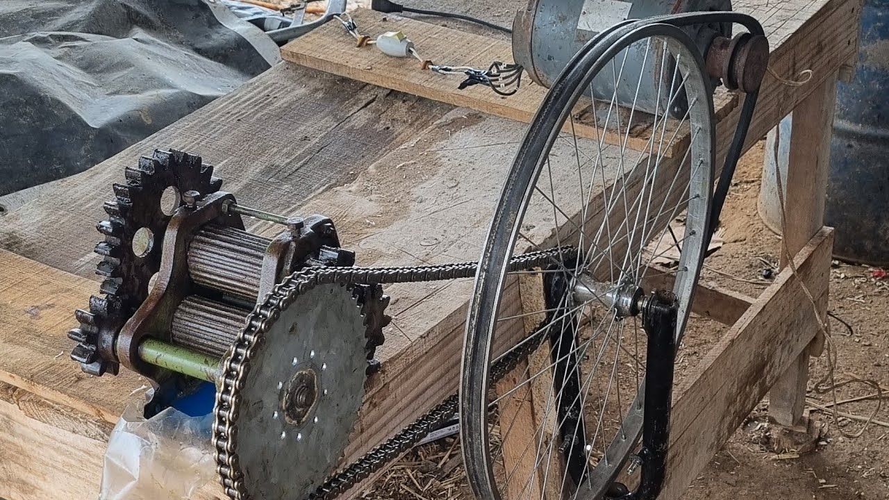 MOEDOR DE CANA MANUAL COM MOTOR DE 1 CV