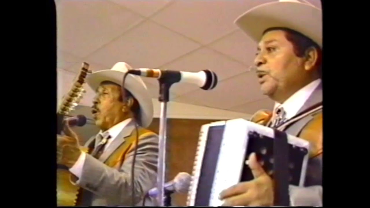 Los Alegres de Teran - Contrabando Del Paso (En Vivo)