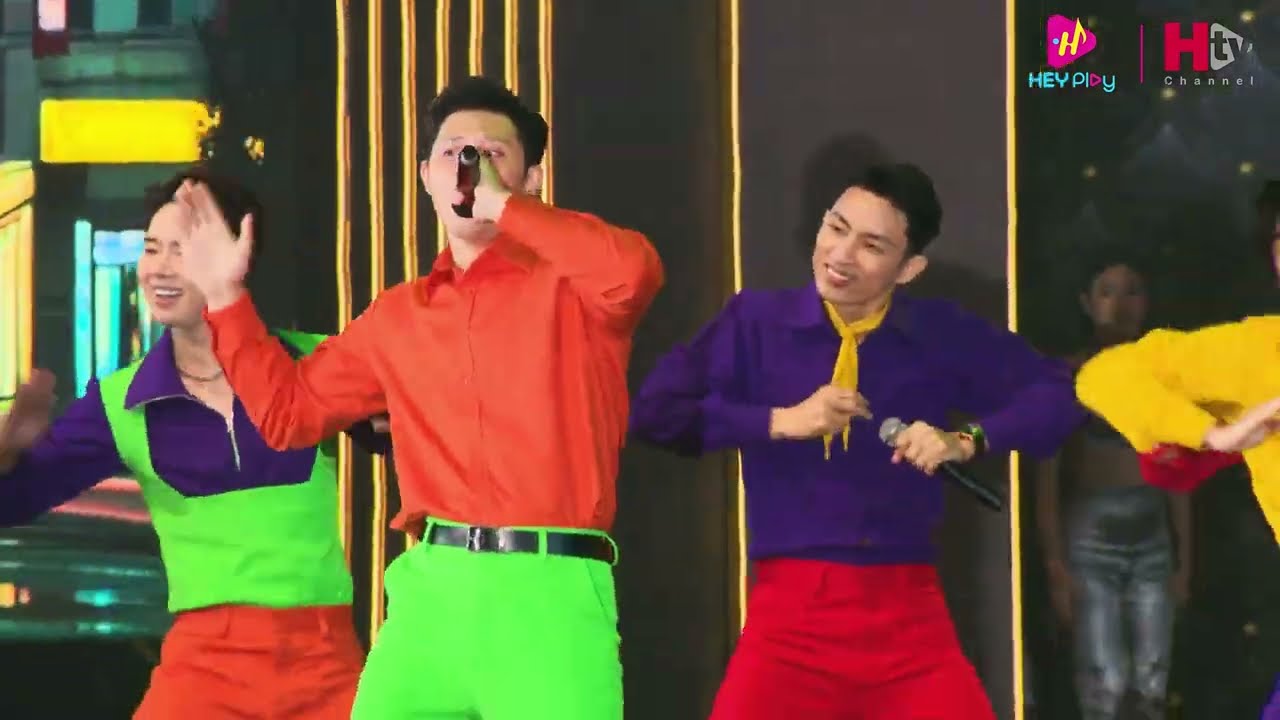Project K - ပွမ်ပွမ်မြည်တဲ့ အသည်းလေး (Live Performance)