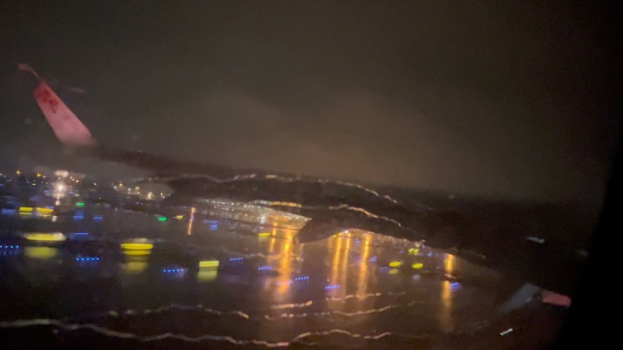Frontier A320-251N N343FR thunderstorm takeoff from KMCO