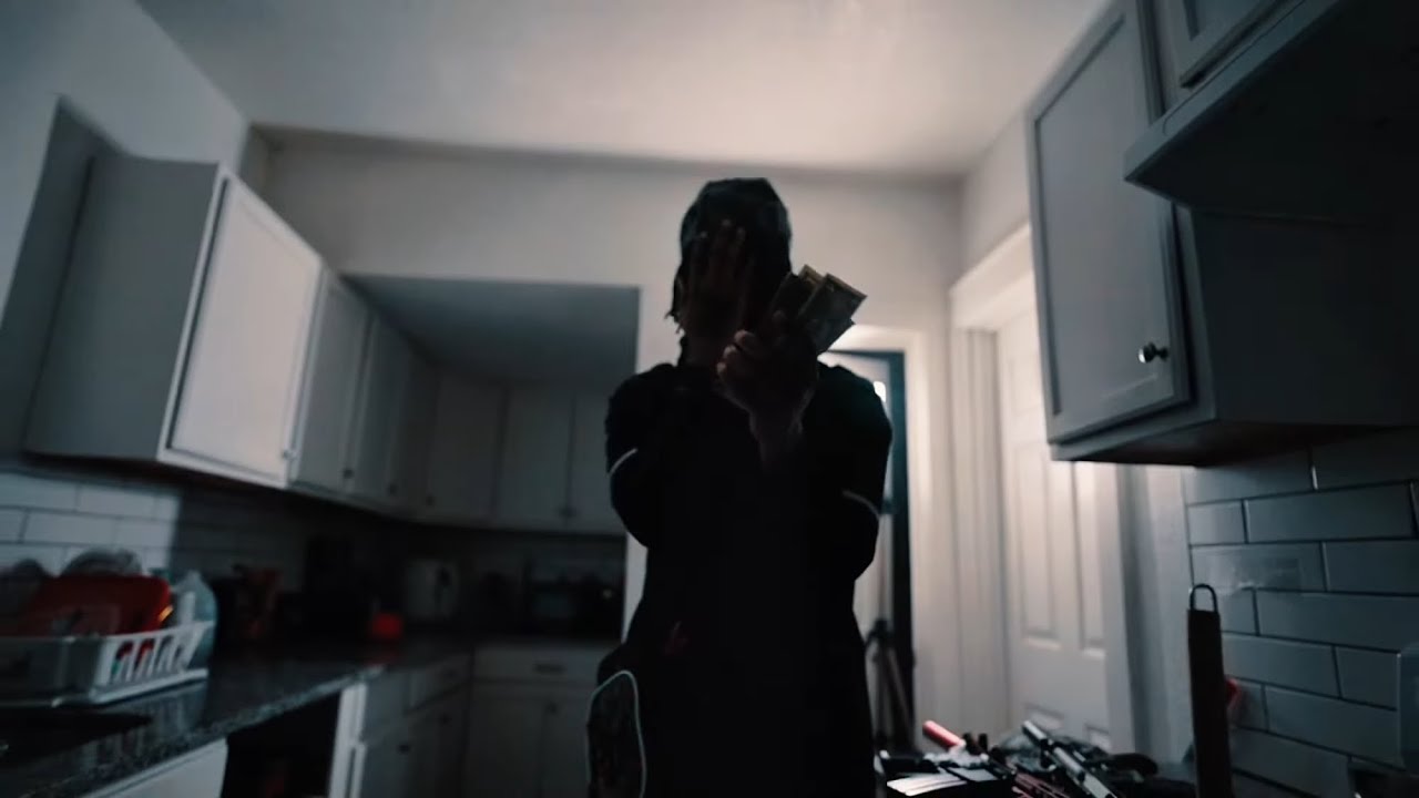 Cmtg Mak - Back Muscle (Official Music Video)