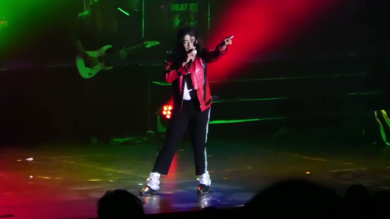 BEAT IT ! ... live  - Thriller (Michael Jackson)