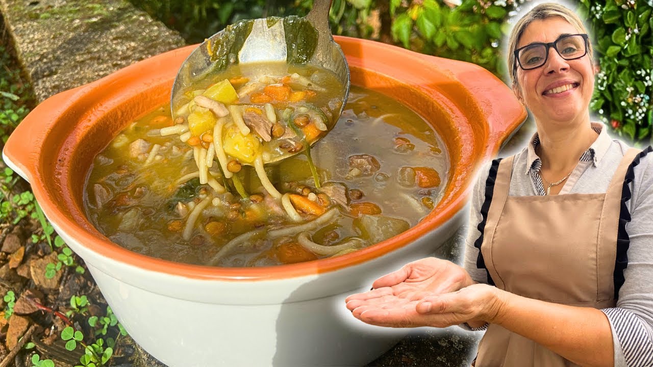 Sopa de Galinha Bomba de Nutrientes! Uma refeição completa 