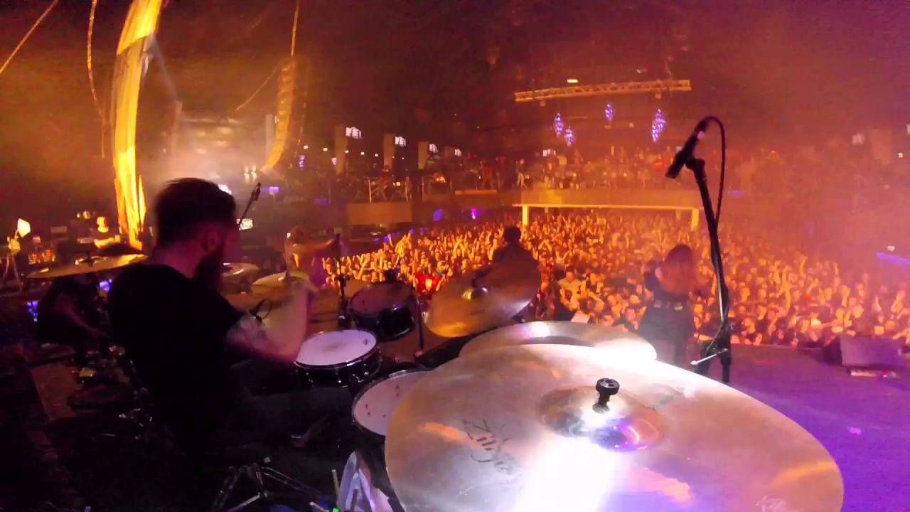 Merlin Sutter - 'King' by Eluveitie live in Moscow (2016) [Official Drum Cam]