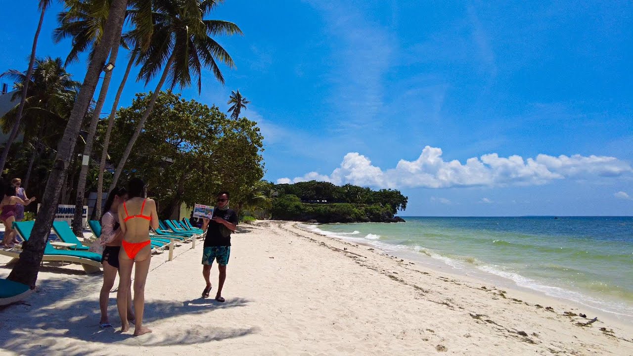 Bohol walking tour from Pineale resort to Alona Beach