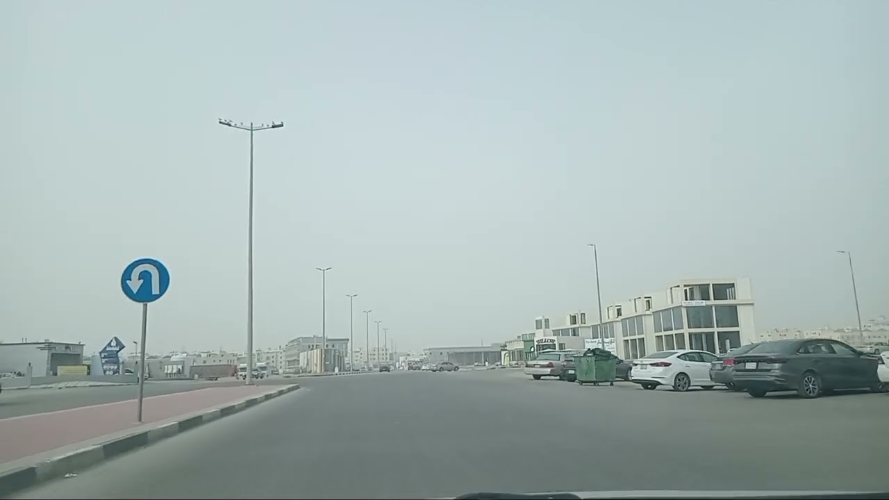 النور سكوير مع اجزاء من الحي..