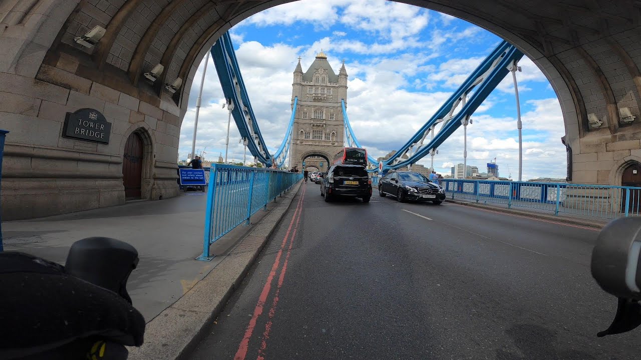 Tower Bridge to Buckingham Palace Full Version