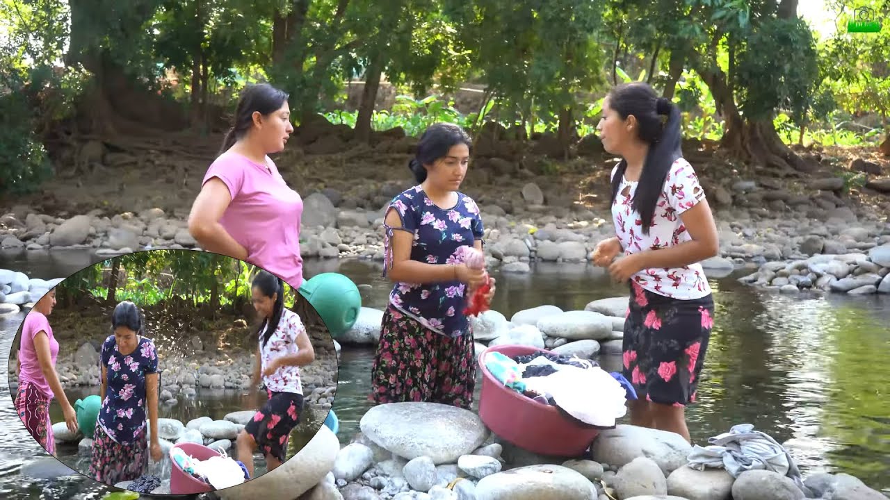 Campesinas hacen de menos a esta chica , hasta que la vida le cambio.