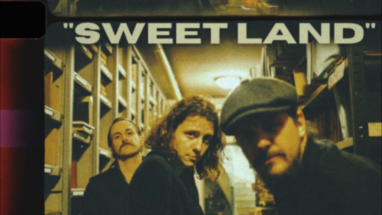 THE BLOYET BROTHERS - Sweet Land (Live session)