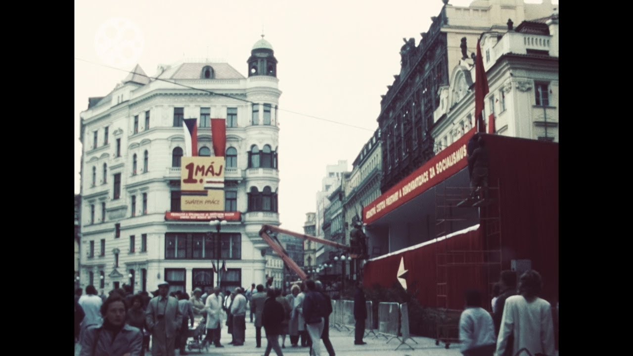 1989 - Prague - CSSR - 1st of May - Prag - Praha - 1980s - Tschechoslowakei - 1980er - 8mm Footage