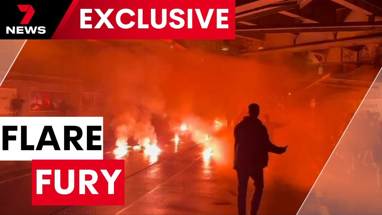 Police slam the behaviour of soccer fans who sparked pre-match mayhem on Swan Street | 7NEWS