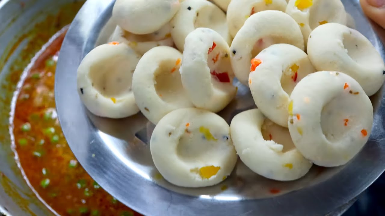  सर्दियों में ये मम्मी ज़रूर बनाती हैचावल का आटा और मटर की अनोखी सब्जीखातेही सभीलोग बोले खाते मज़ाआ 